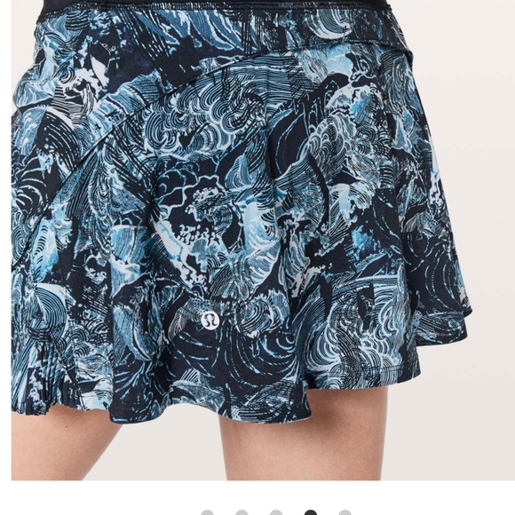 Lululemon Play Off The Pleats Skirt-Eternal Wave Starlight Black / Black-8 - Picture 2 of 4